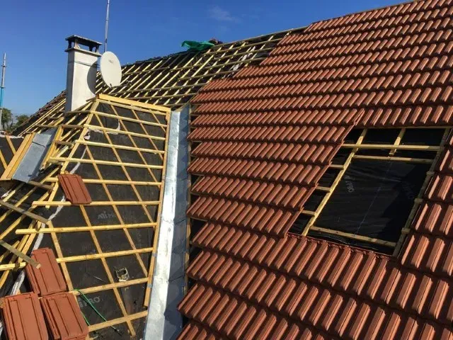 Rénovation de charpente près de Marignane 